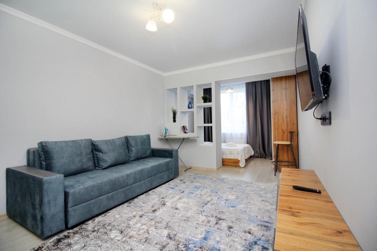 Cozy Studio In The Best Area! 5 Almaty Eksteriør billede